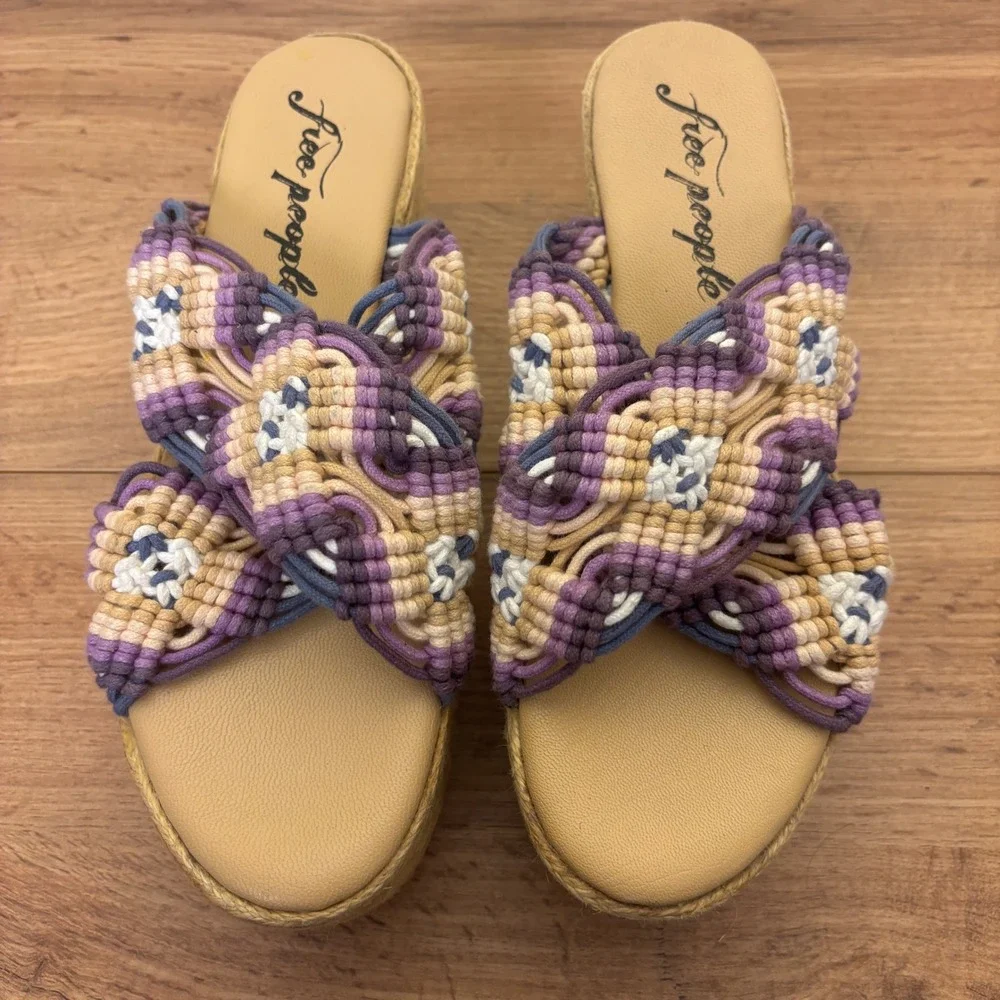 FREE PEOPLE Highline Platform Slide Sandal Purple/Tan Women Size 39 Casual Wedge